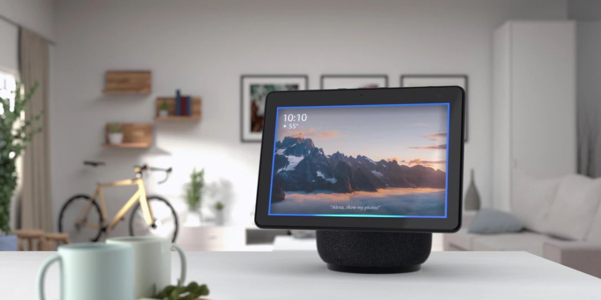 Amazon Echo Show 10 dengan Mode Percakapan diaktifkan