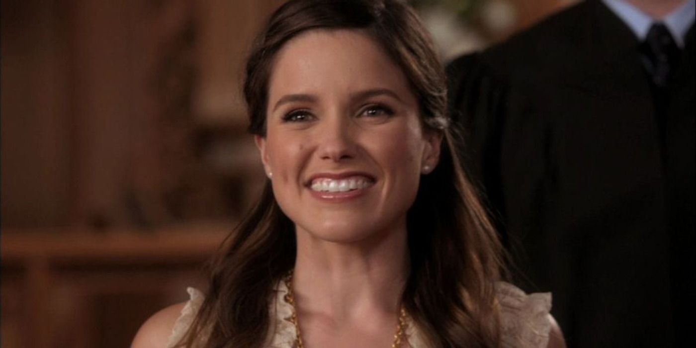 Sophia Bush as Brooke Davis in One Tree Hill