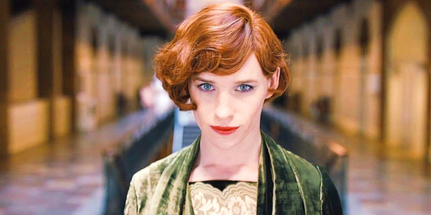 Lili Elbe walking in a station in The Danish Girl