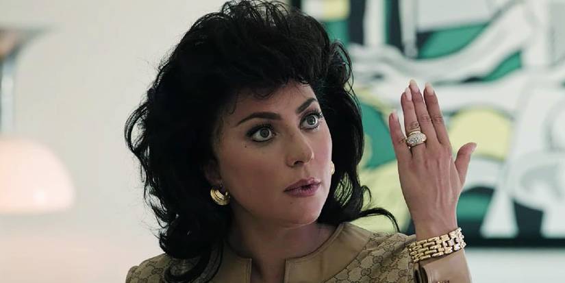 Lady Gaga as Patrizia Reggiani displays her wedding ring on her hand in House of Gucci.