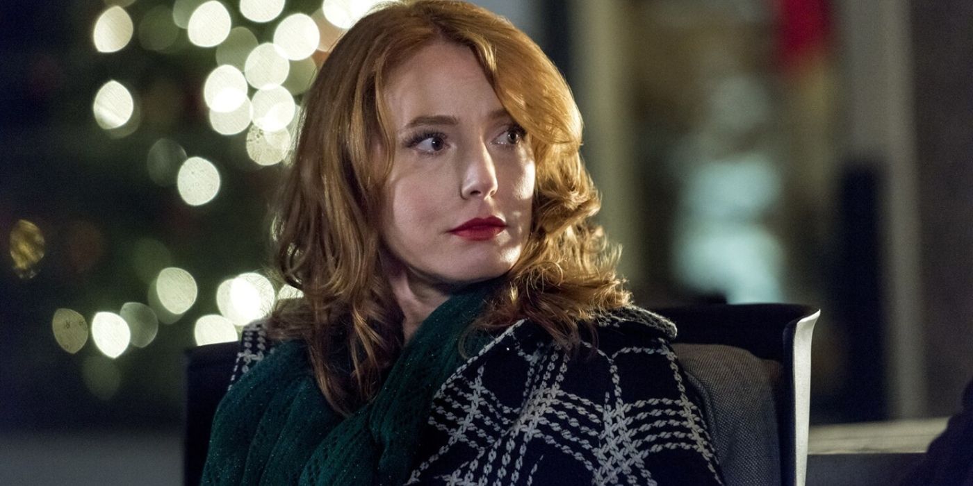 Alicia Witt as Isobel in Christmas List