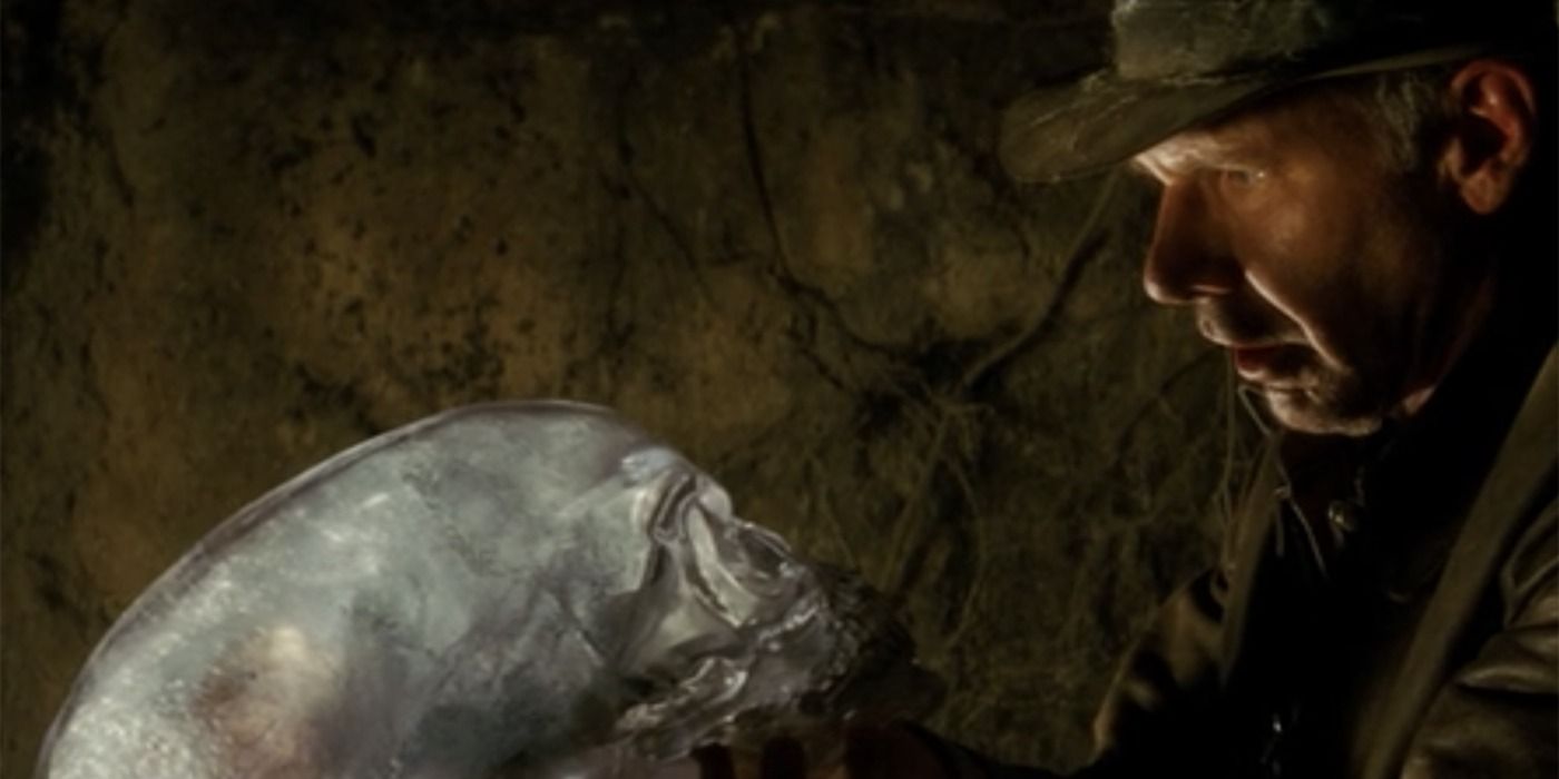 Indy finding an alien skull in Indiana Jones and the Kingdom of the Crystal Skull