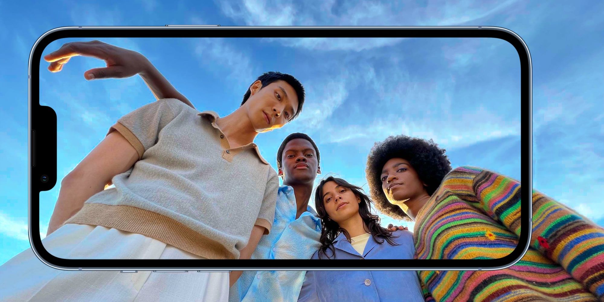 Foto de selfie de grupo com moldura para iPhone 13 da Apple