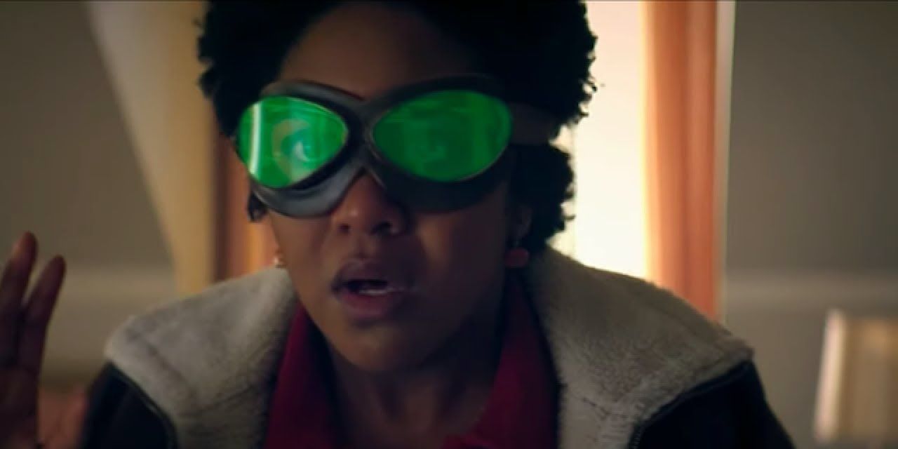 Beth Chapel dons the goggles for the first time in Stargirl's first season.