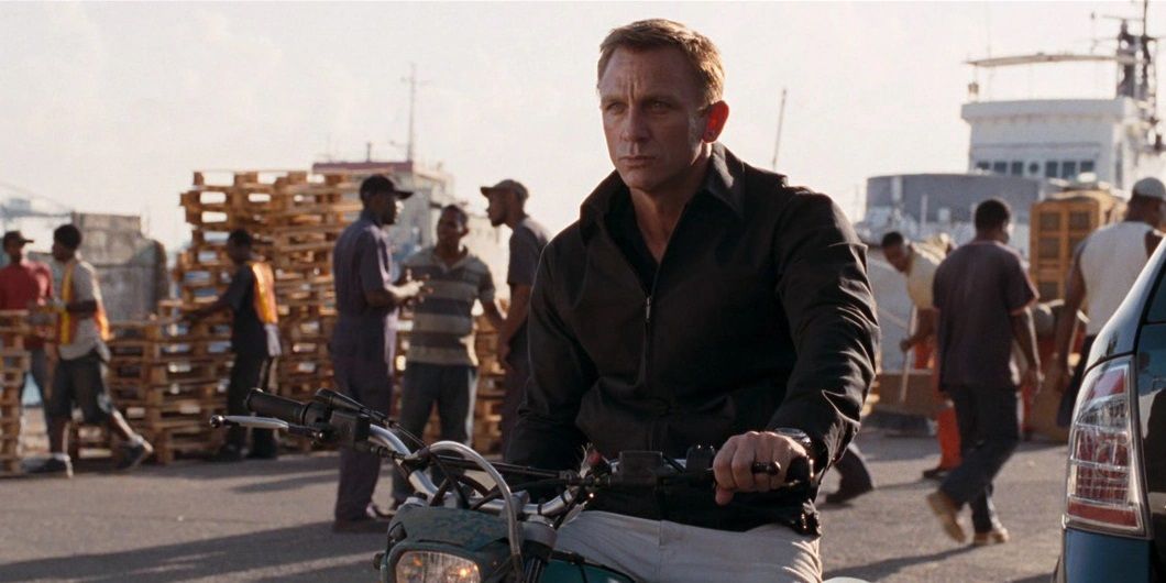 Bond rides a motorcycle in Quantum of Solace