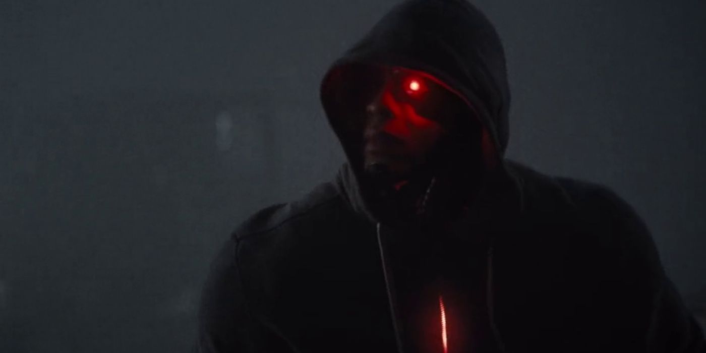 Cyborg wearing a hoodie and looking at The Flash