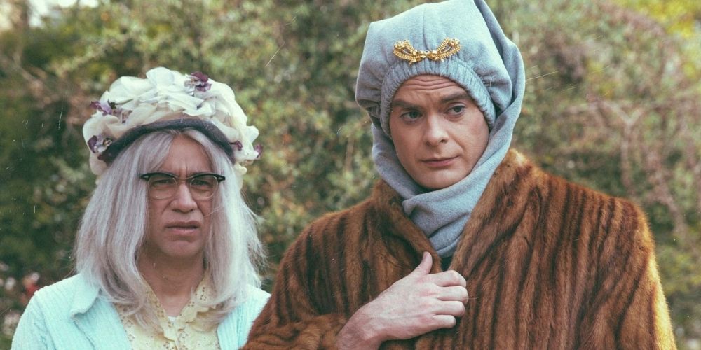 Fred Armisen and Bill Hader dress up as the gals from Grey Gardens 
