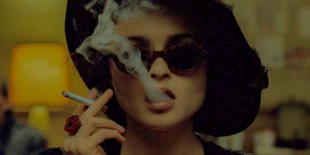 Marla smoking in Fight Club.