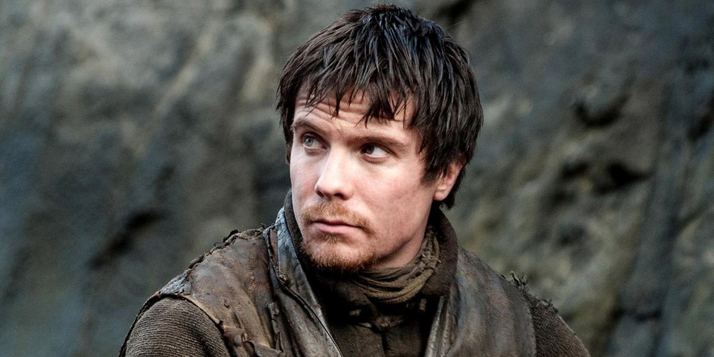 Gendry looking to his right in Game of Thrones