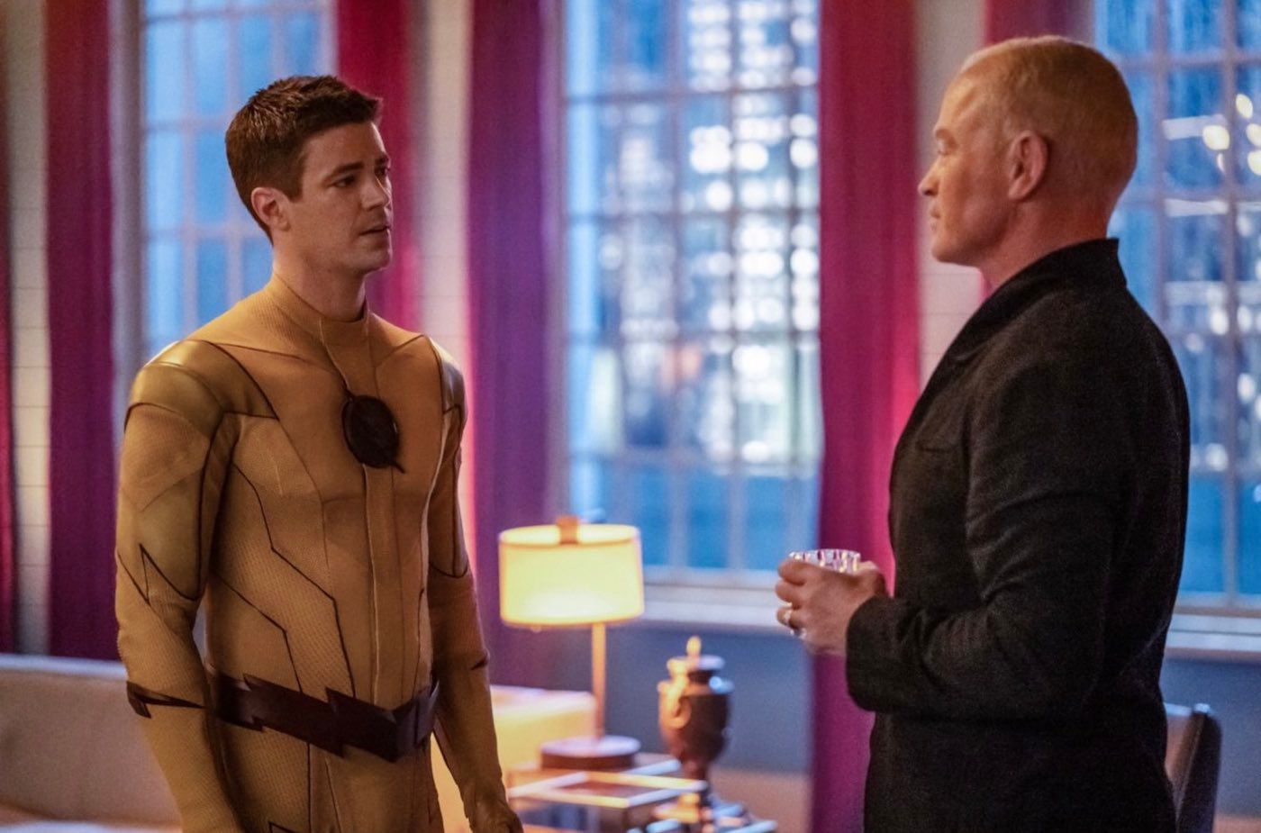 Flash Season 8 Photos Reveal Barry Allen in New ReverseFlash Costume