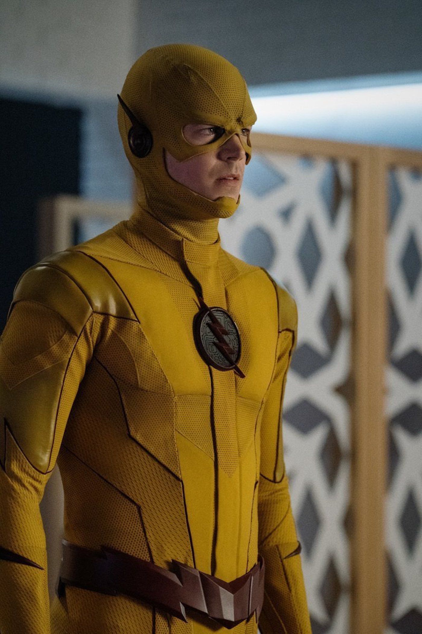 Flash Season 8 Photos Reveal Barry Allen In New Reverse Flash Costume 8600