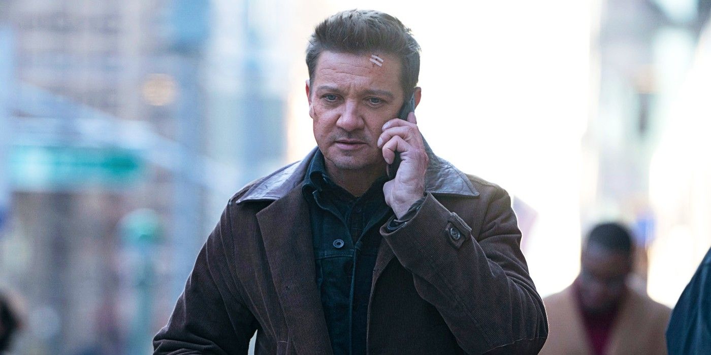 Clint Barton on the phone in Hawkeye