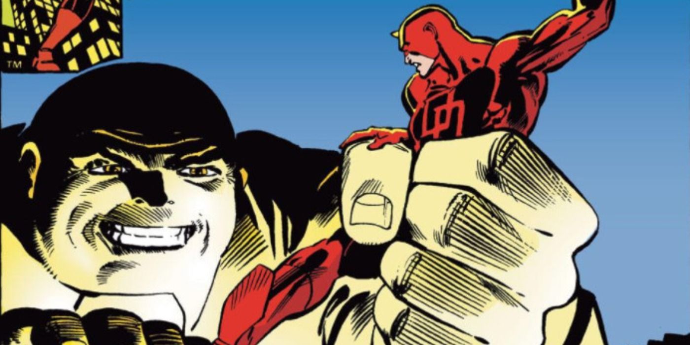 Kingpin は、Marvel Comics でデアデビルを手に持っています。