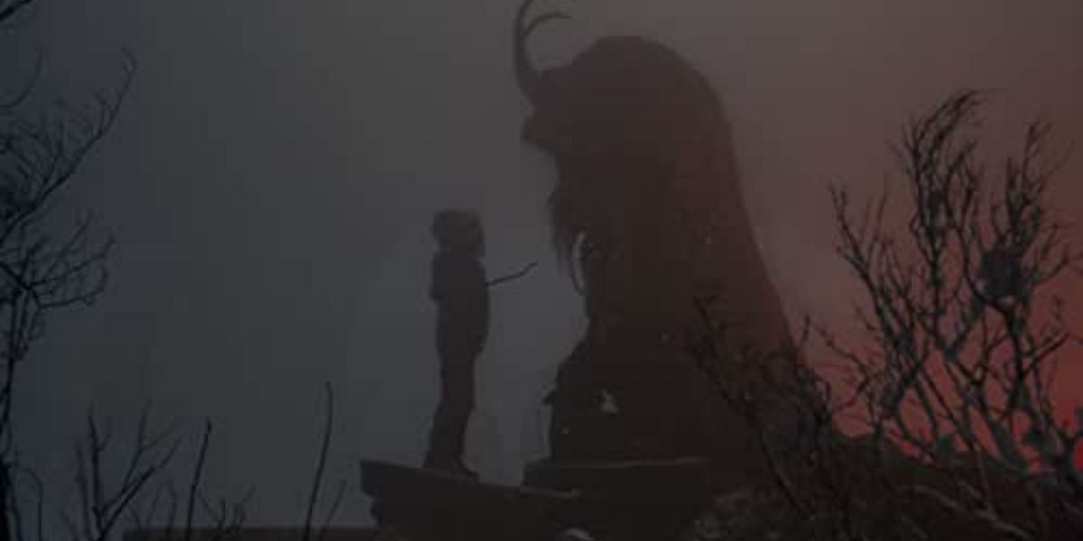 Shadow of a person talking to Krampus in Krampus (2015)