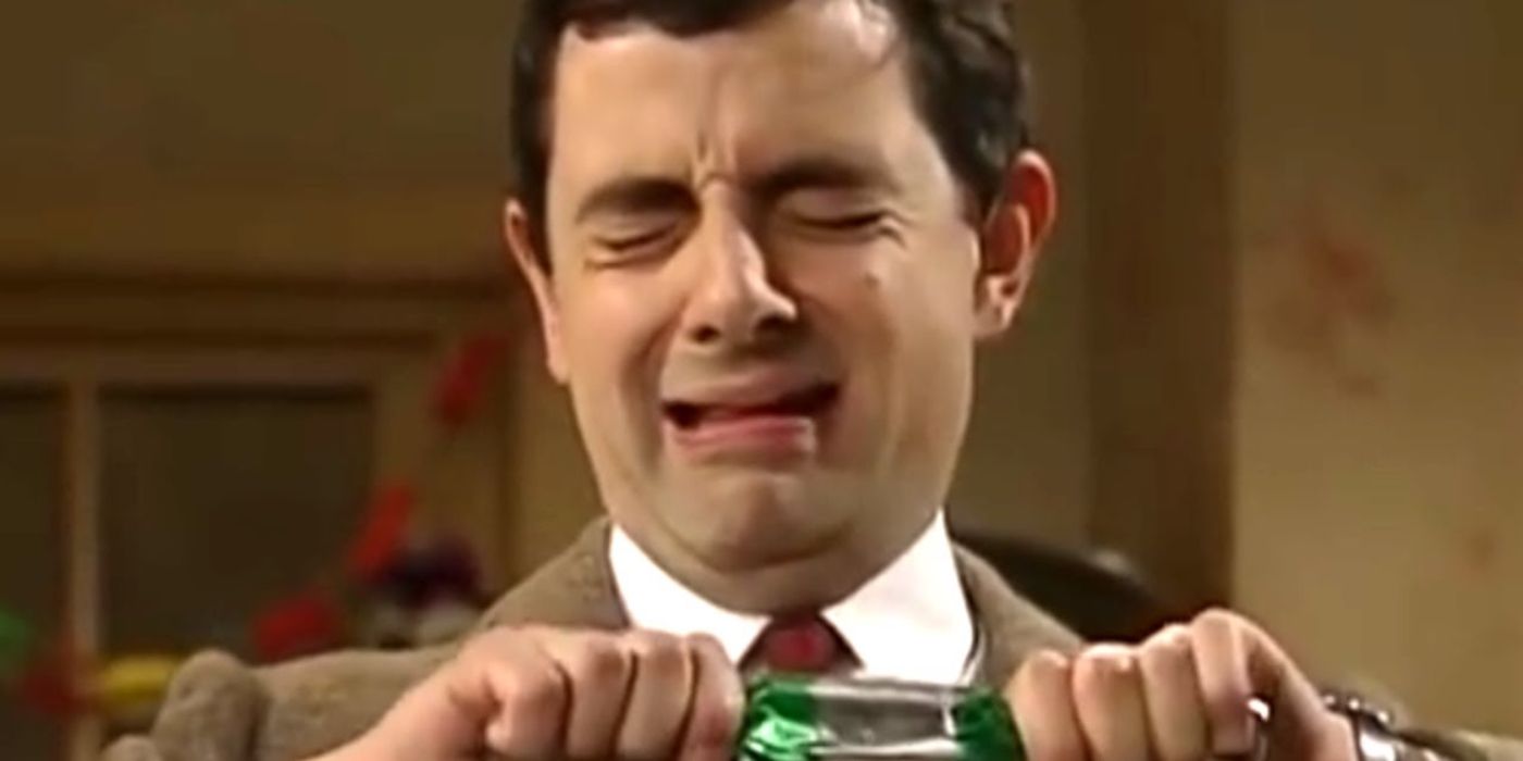 Mr Bean pulls a cracker