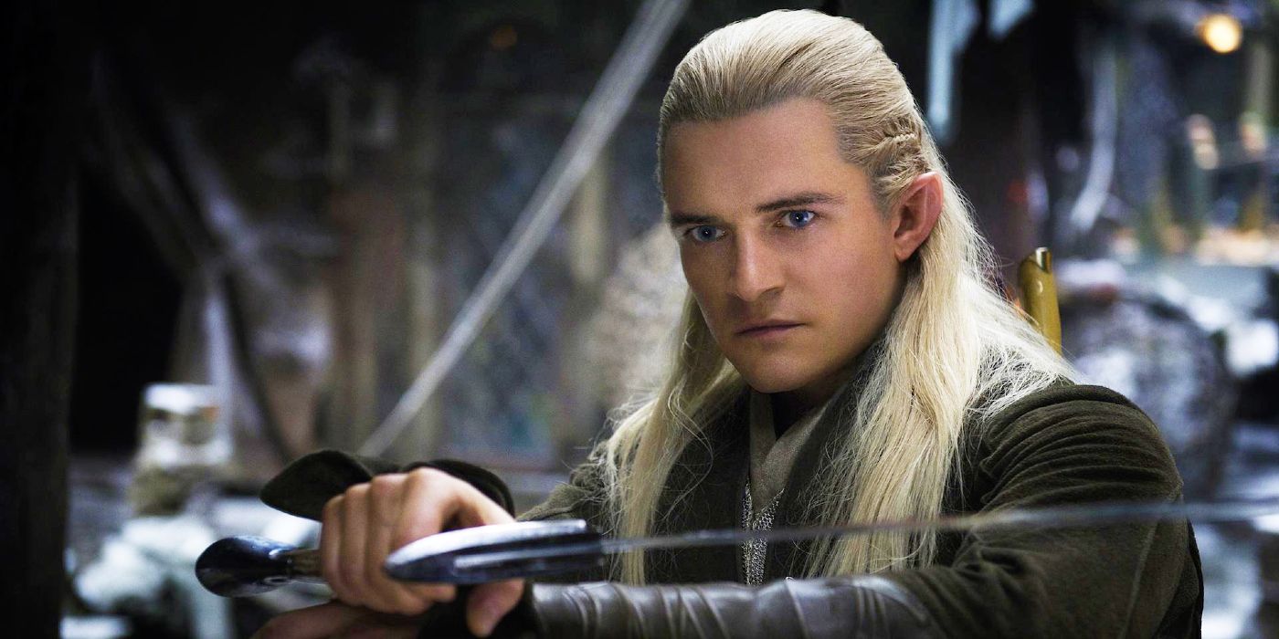 Legolas with a sword in Lord of the Rings