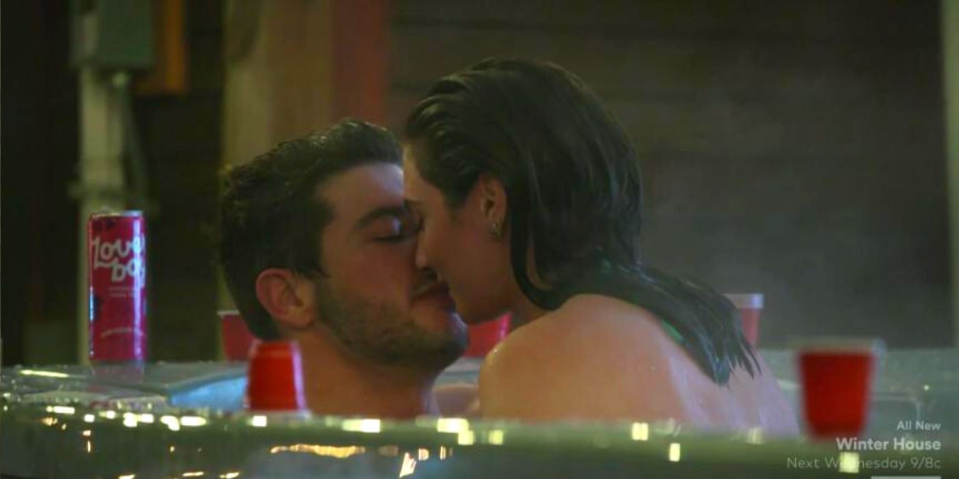 Paige DeSorbo &amp; Andrea Denver kissing in the hot tub on an episode of Winter House