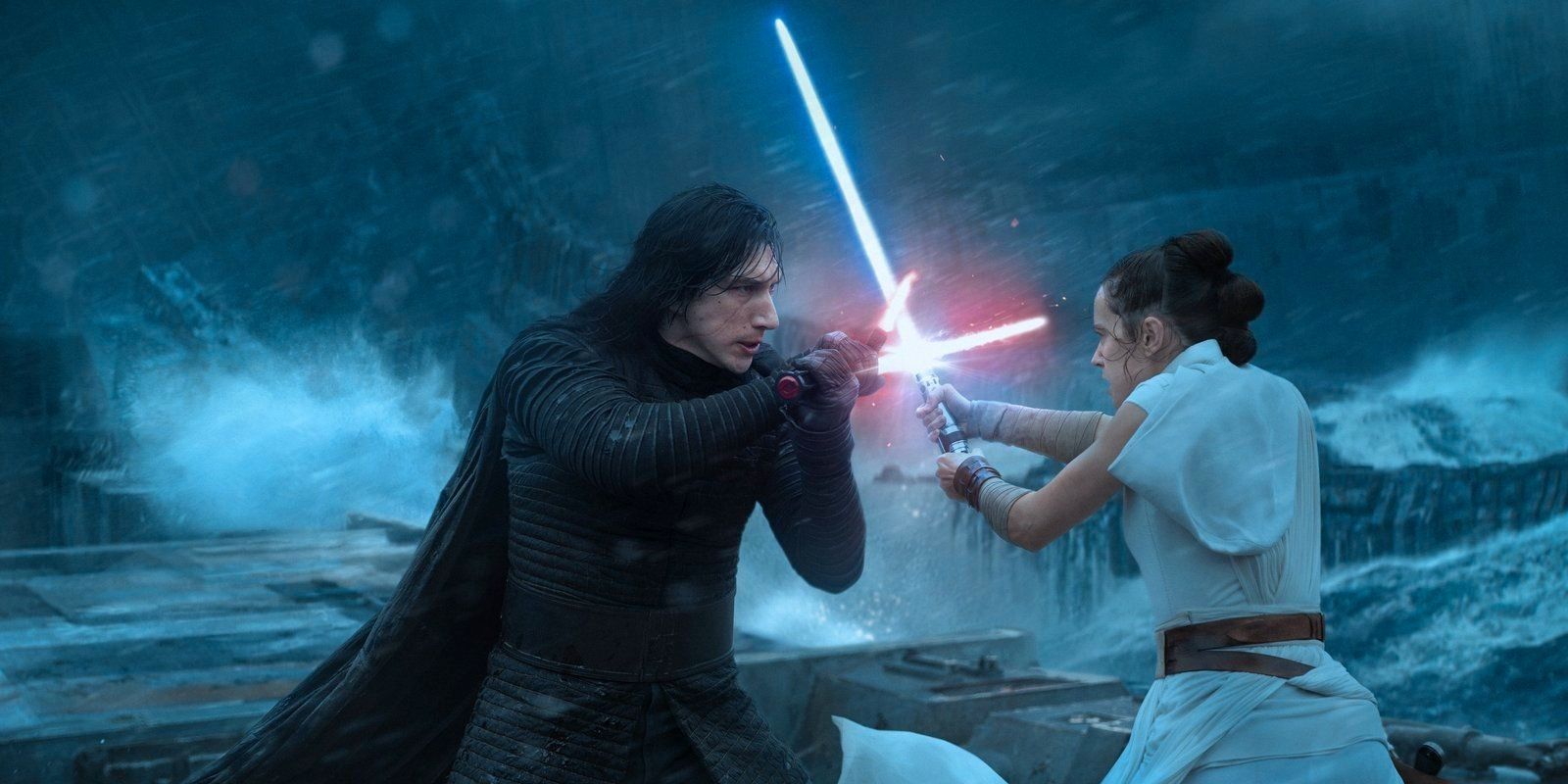 Rise of Skywalker Kylo Ren and Rey fight to the death