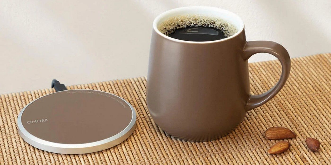 https://static1.srcdn.com/wordpress/wp-content/uploads/2021/12/Self-heating-coffee-mug-and-wireless-charger.jpg