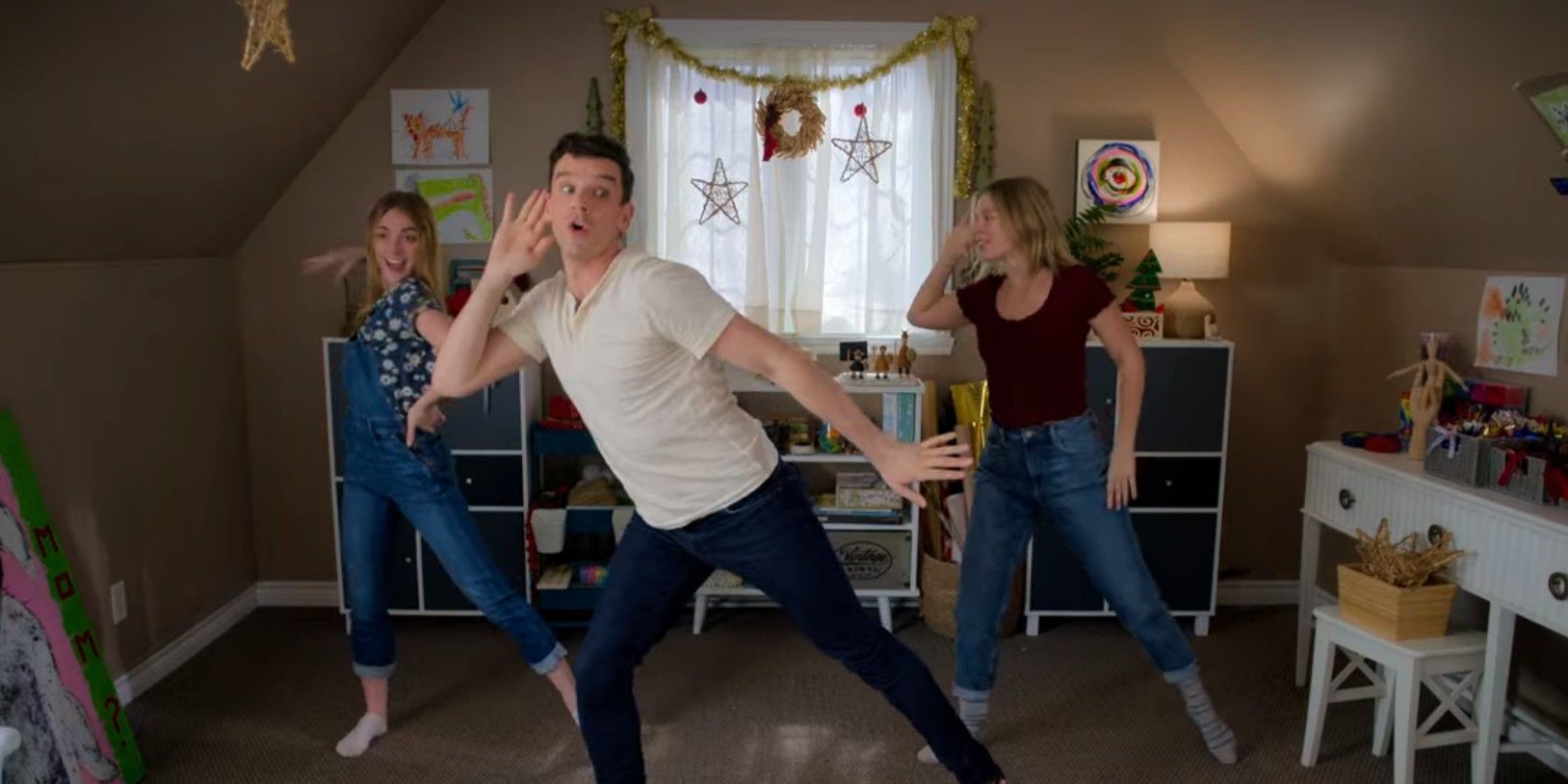 Peter and nieces dancing to Britney Spears in Single All the Way