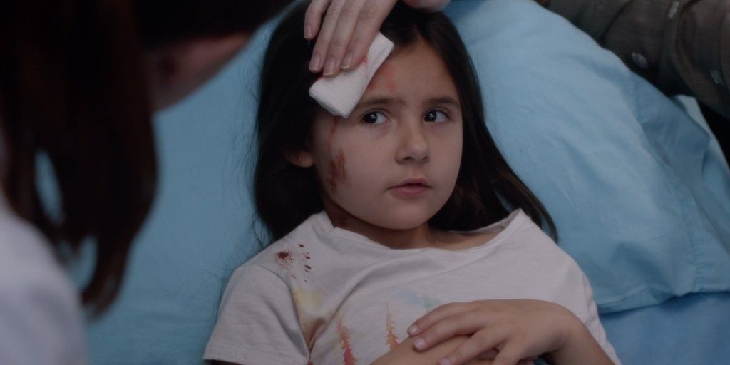 Sofia Robbin Sloan Torres gets treated for a head injury in Grey&rsquo;s Anatomy