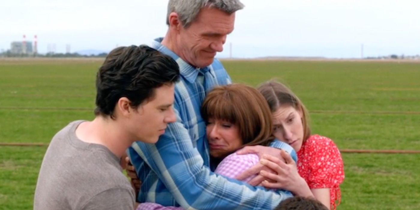 The Heck family hugging in the series finale of The Middle