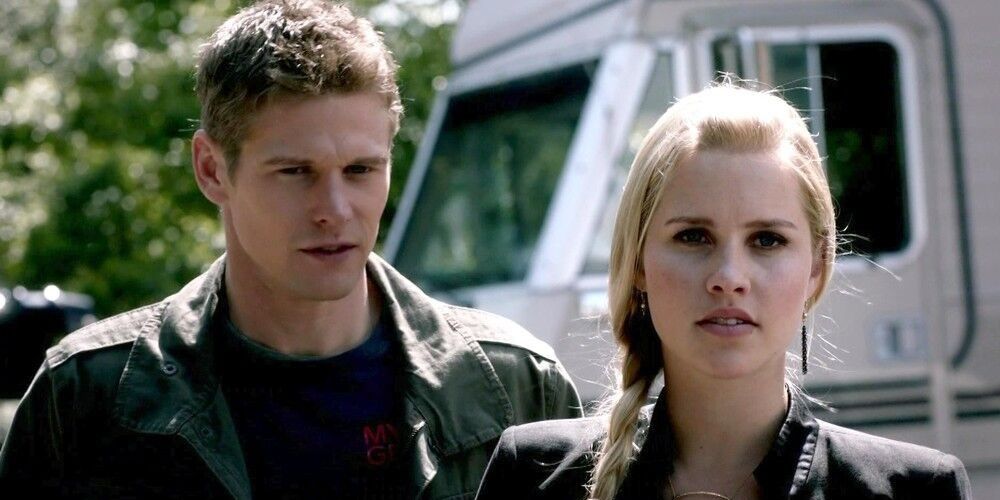 Matt and Rebekah looking to the distance in TVD.