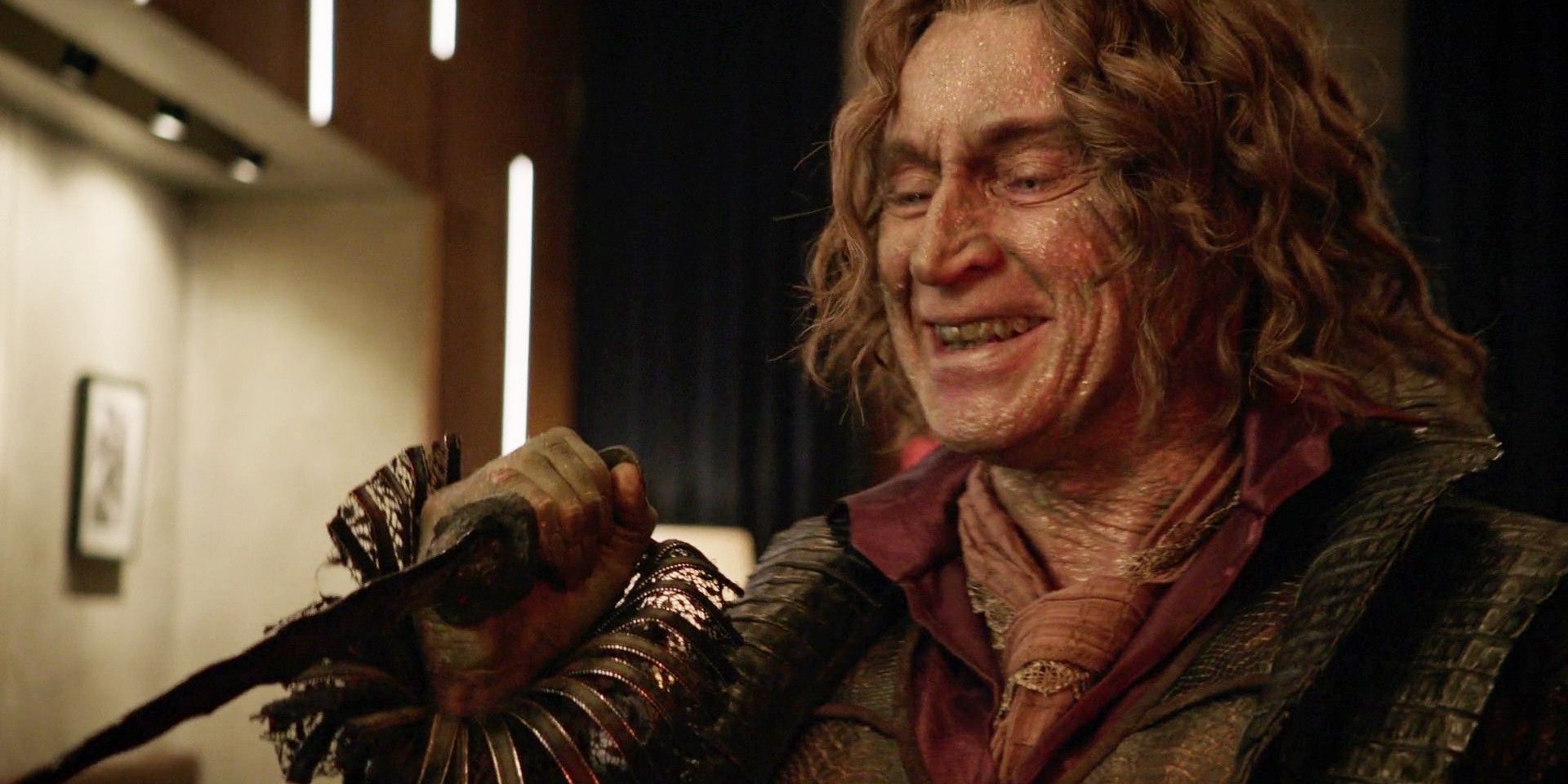 Wish Realm Rumplestiltskin (Robert Carlyle) kills Dr. Facilier with the Dark One dagger in Once Upon A Time
