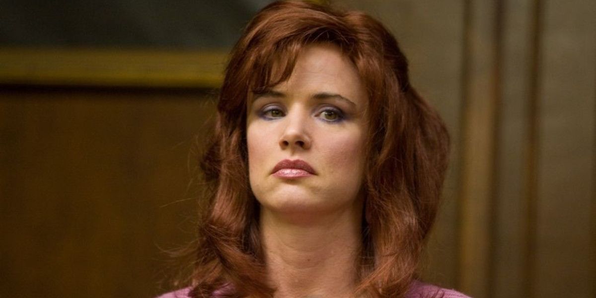 Juliette Lewis glares from the witness stand in Conviction.