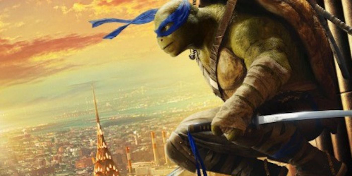 Leonardo perched on a building in TMNT.