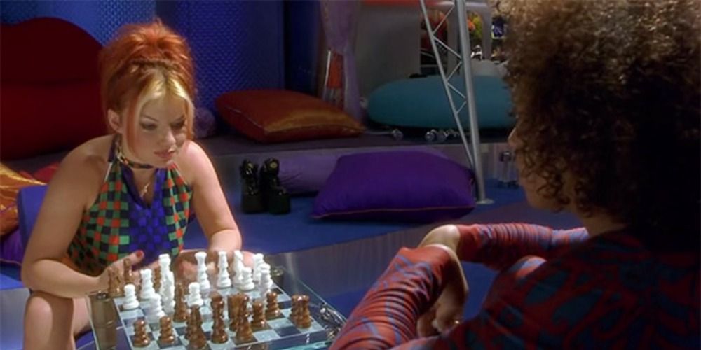 Geri and Mel B play chess in Spice World