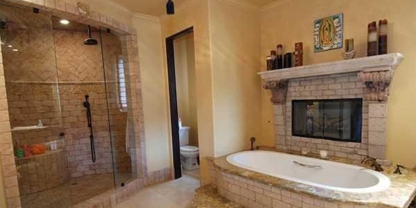 An empty bathroom from The Bachelor mansion