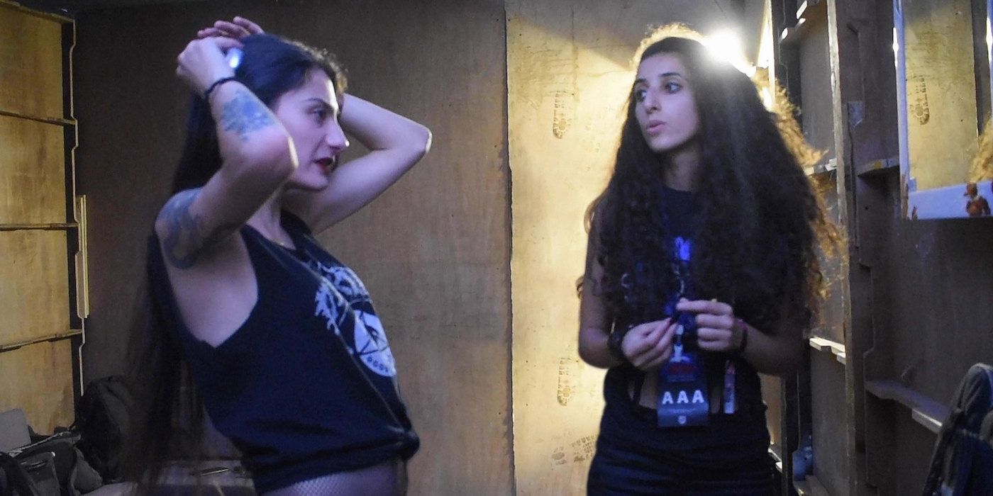 sirens movie review
