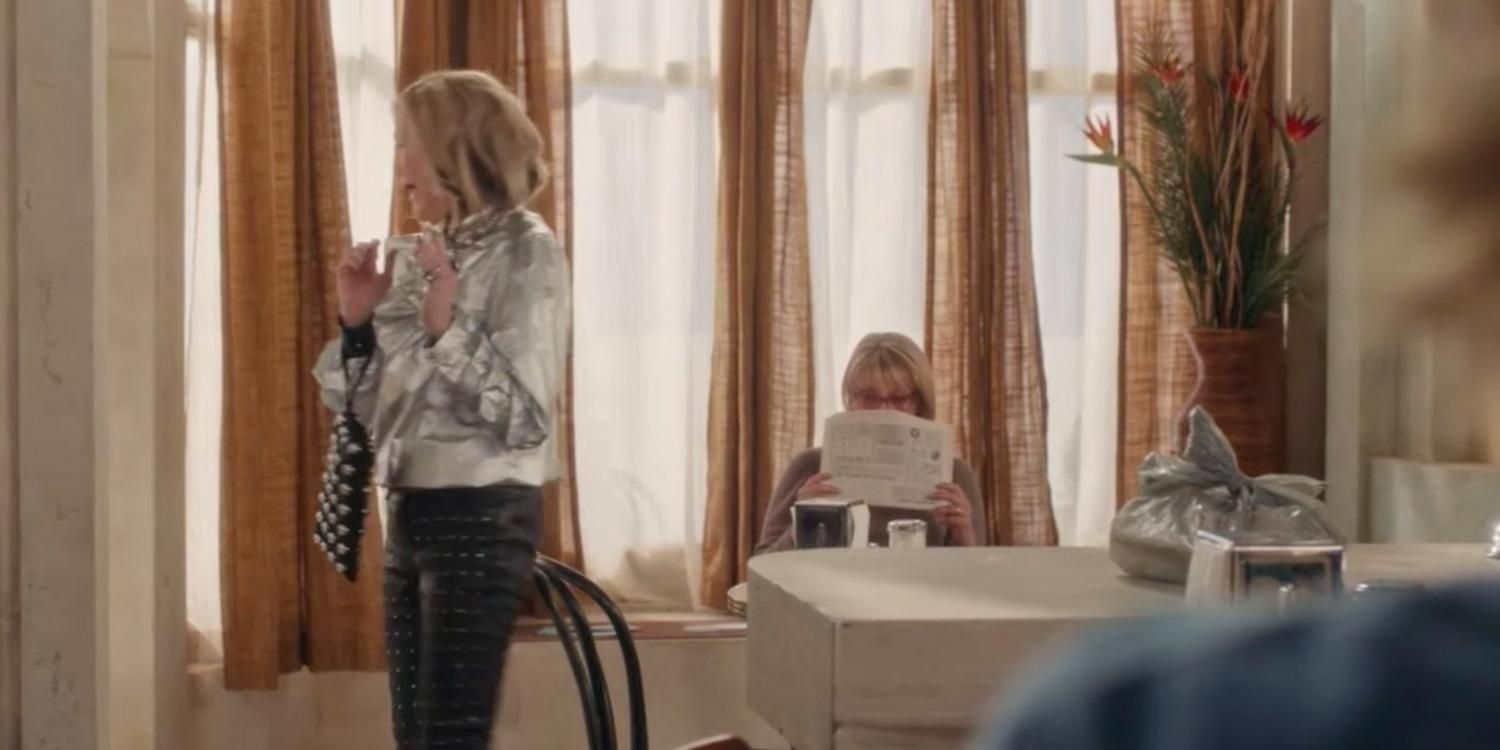 Schitt's Creek: 10 Hilarious Things Fans Noticed In The Background