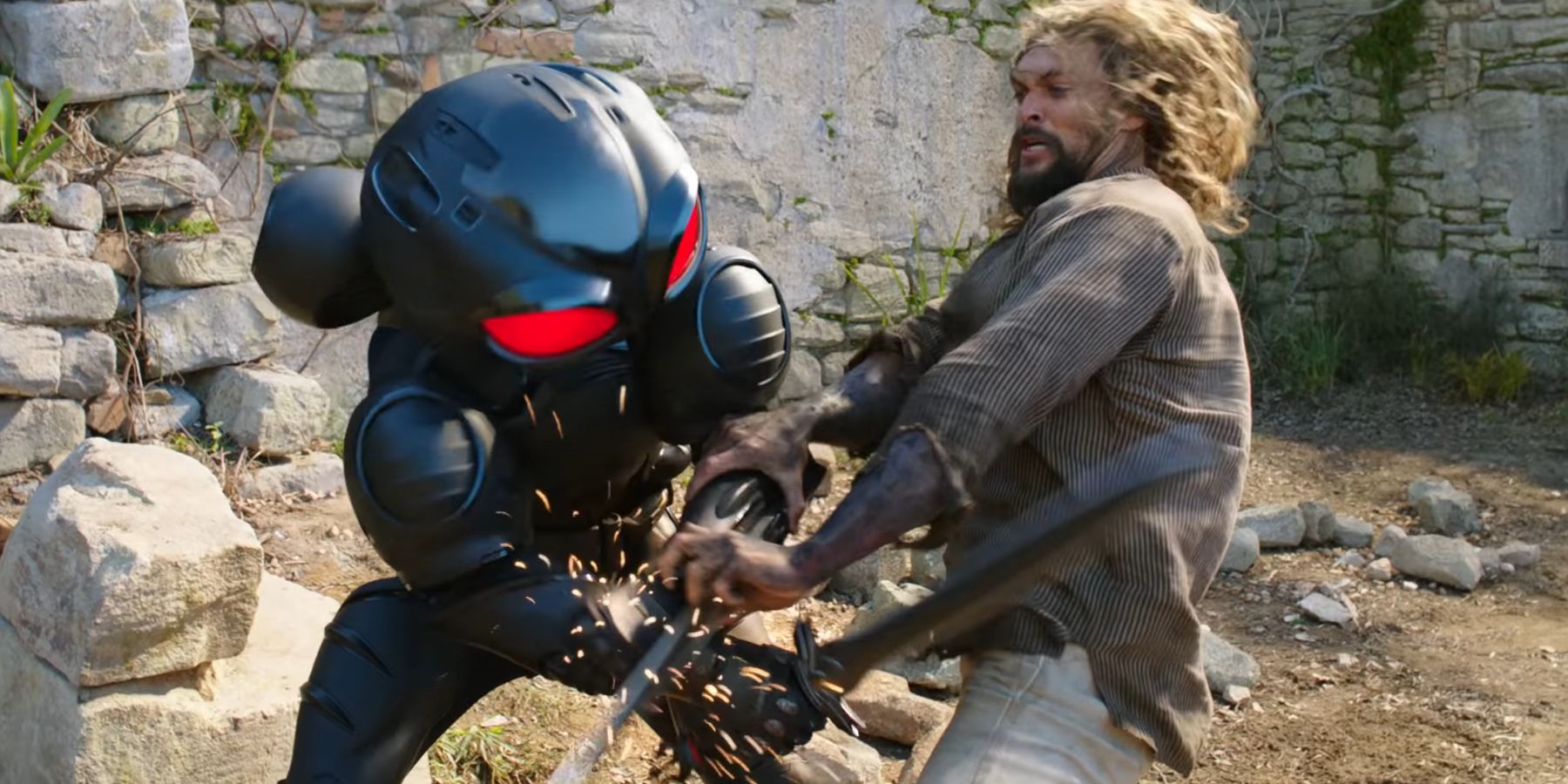 Aquaman battling Black Manta in Sicily in James Wan's Aquaman