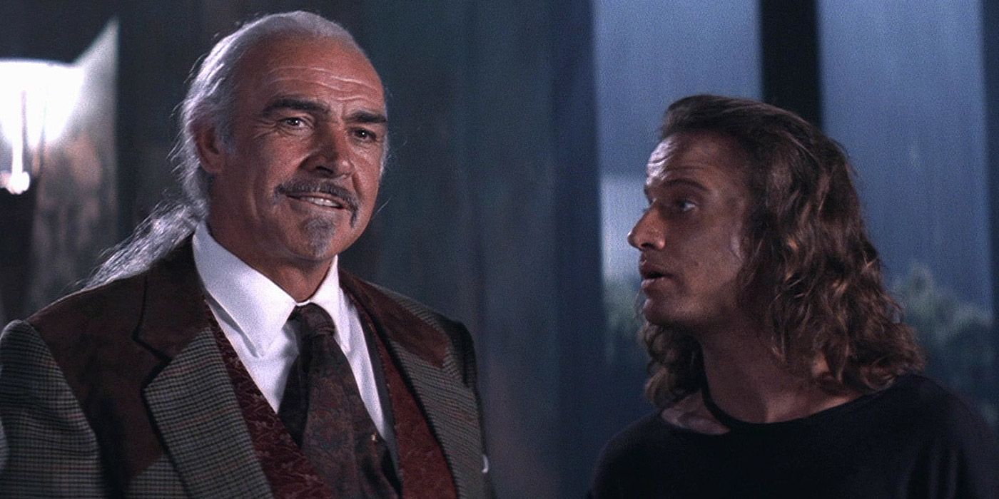 Sean Connery e Christopher Lambert como Ramirez e Connor olhando ao redor em Highlander II.