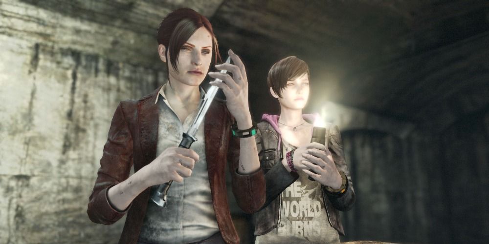 Claire holds a huge knife in Resident Evil 2