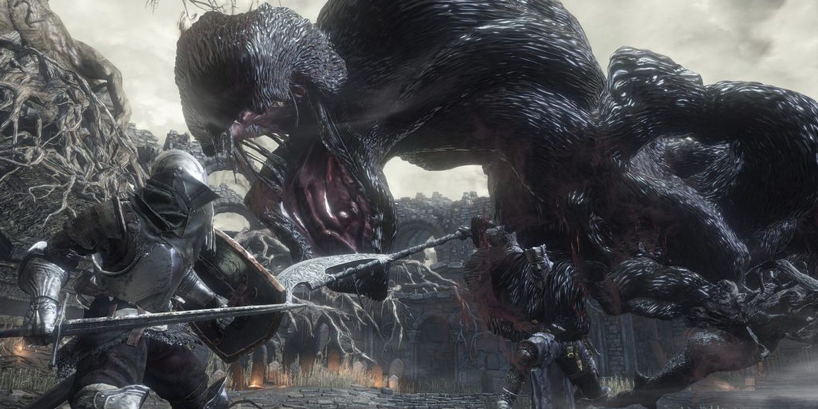 The Dark Souls 3 enemy Iudex Gundyr transforming into a grotesque creature to attack a player.