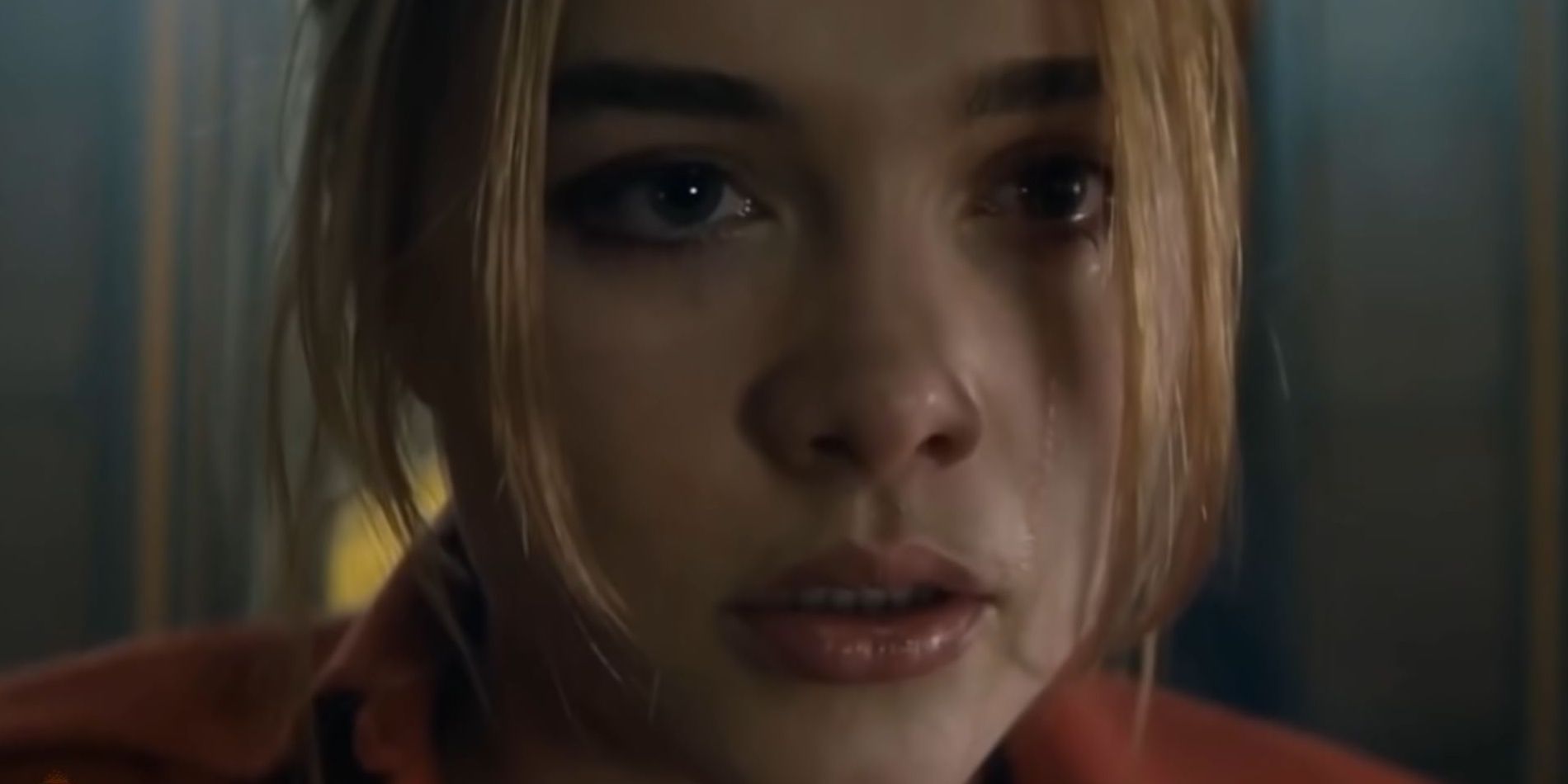 Florence Pugh Has A Terrifying Encounter In Don't Worry Darling Clip