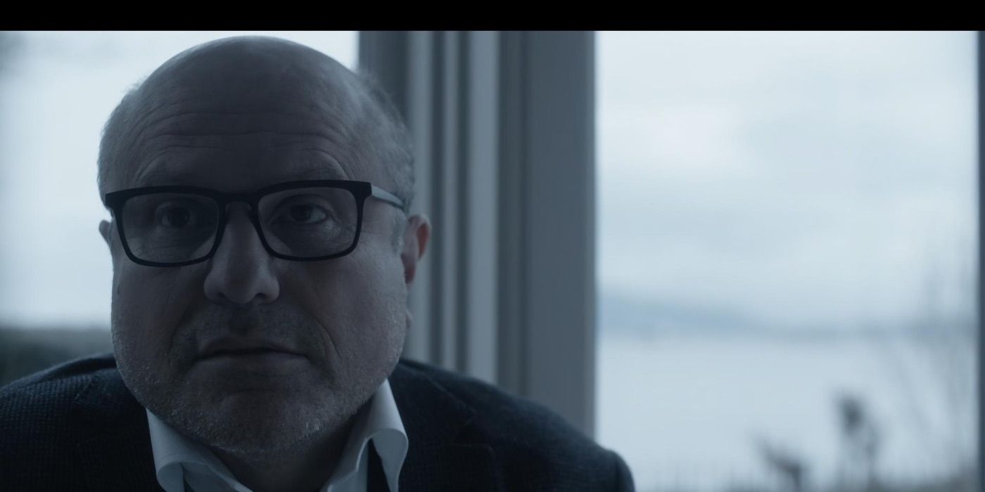 Enrico Colantoni as Vince Ingram in Travelers
