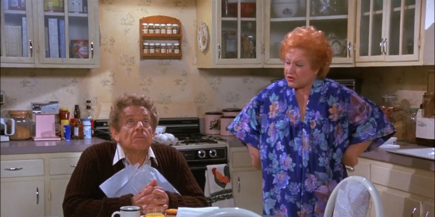 Frank and Estelle argue in their kitchen in Seinfeld