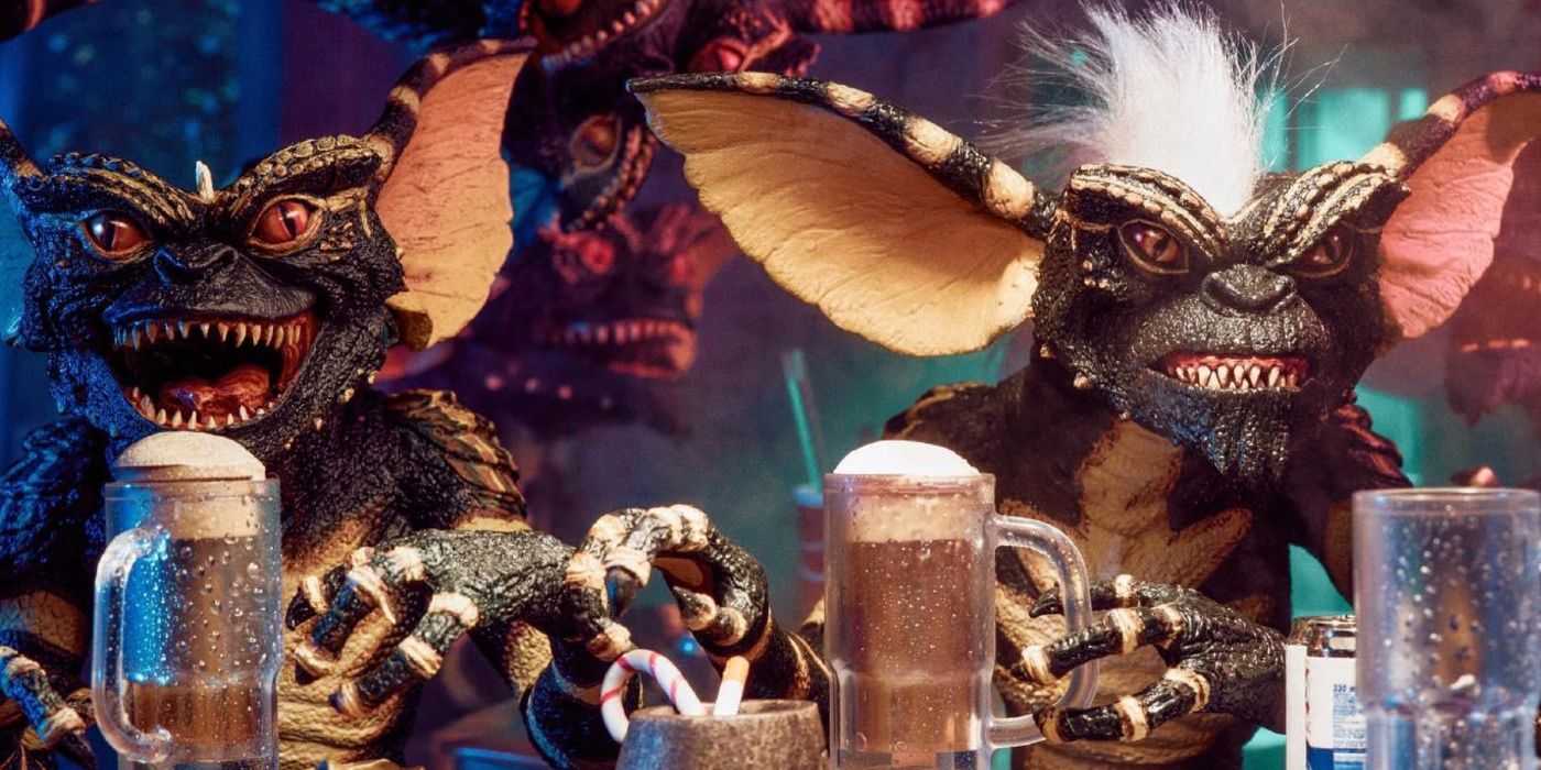 Gremlins Bar Scene Toy Art Cropped 