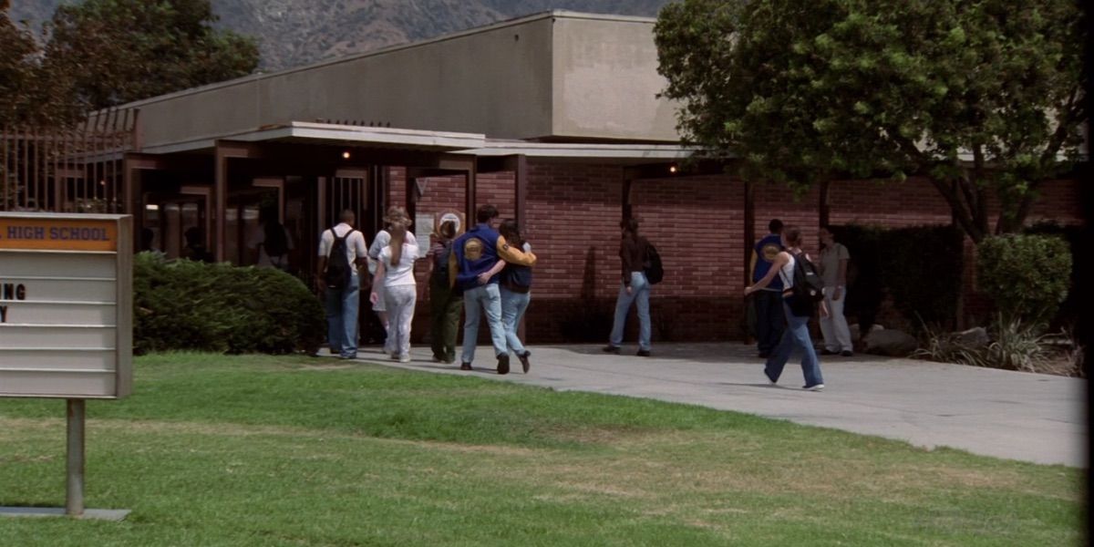 A group of students enter Balboa High School from Arrested Development