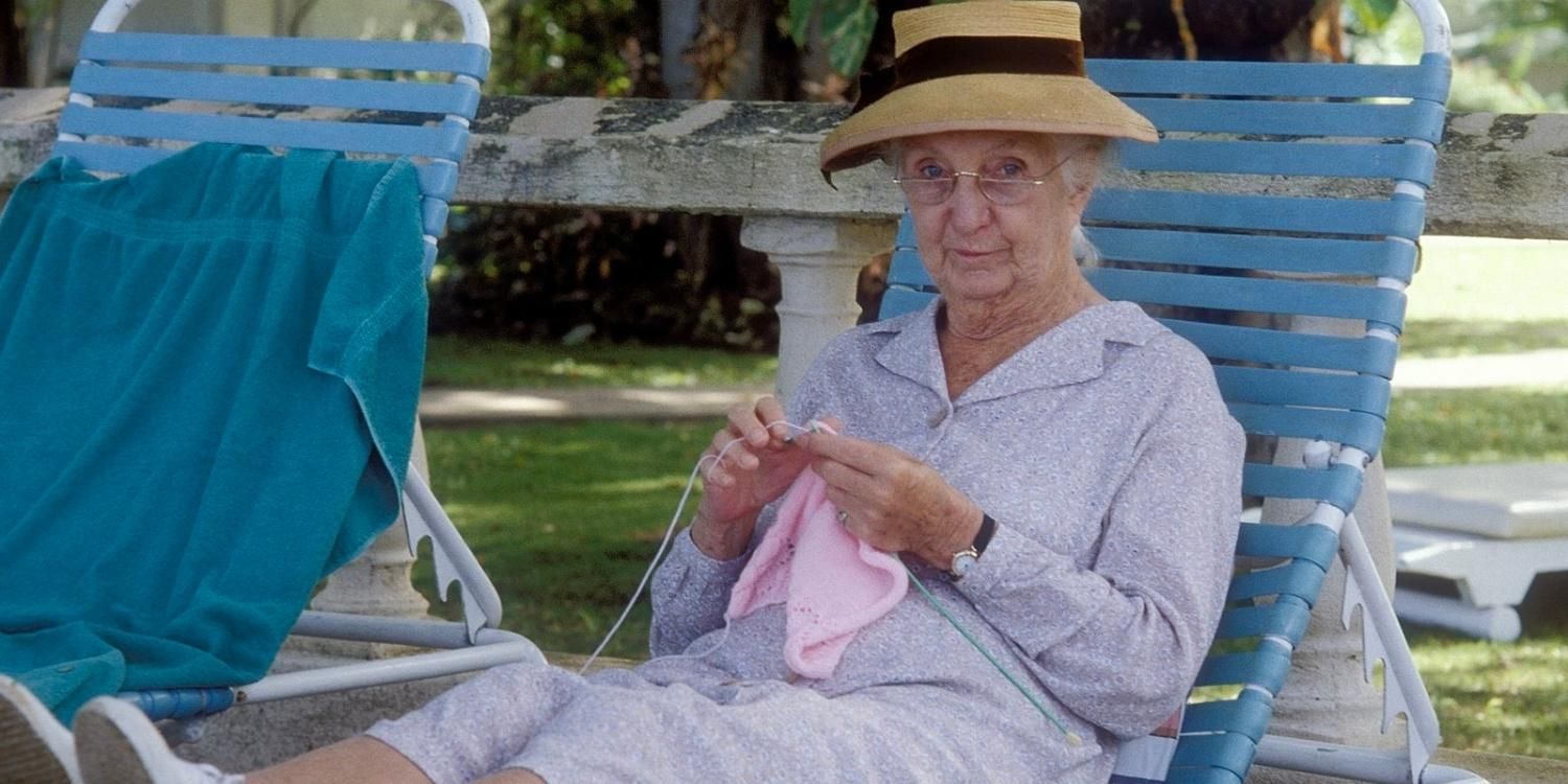 Miss Marple knitting in A Caribbean Mystery