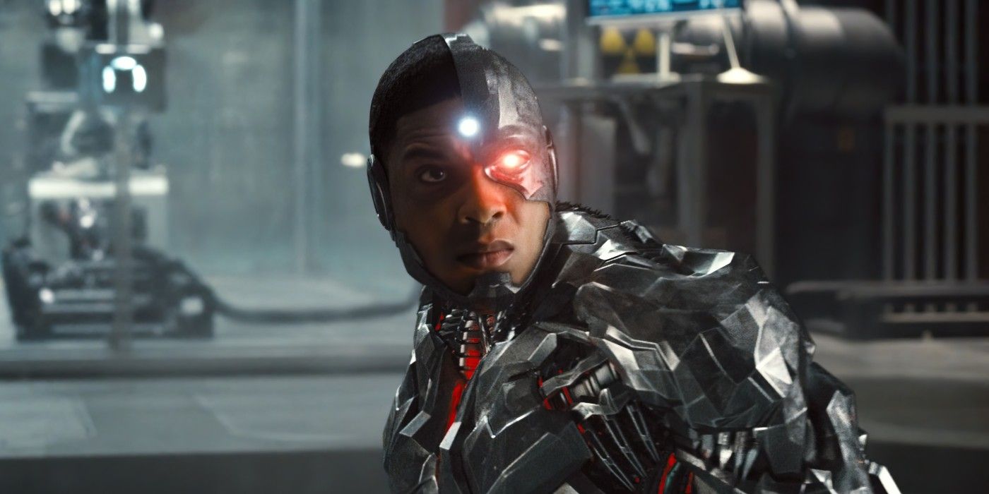 Cyborg looking angry in Jusitce League