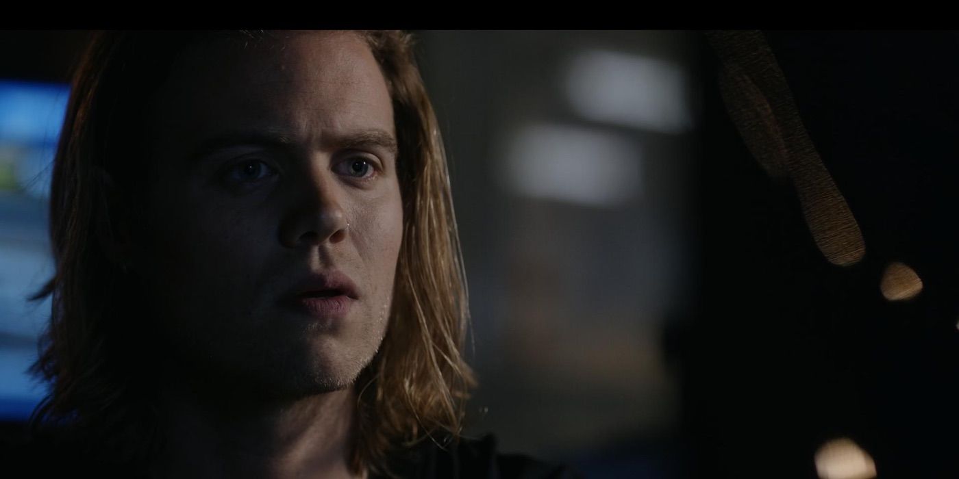 Reilly Dolman as Philip Pearson in Travelers