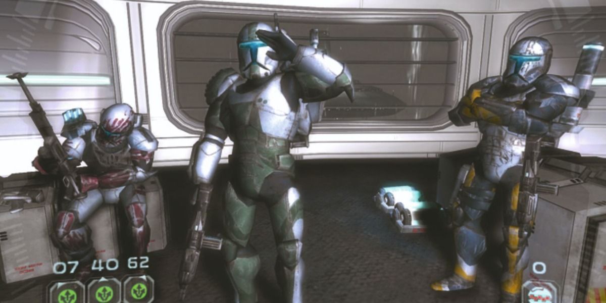 Sev, Fixer, and Scorch ready themselves for the next mission in Star Wars: Republic Commando.