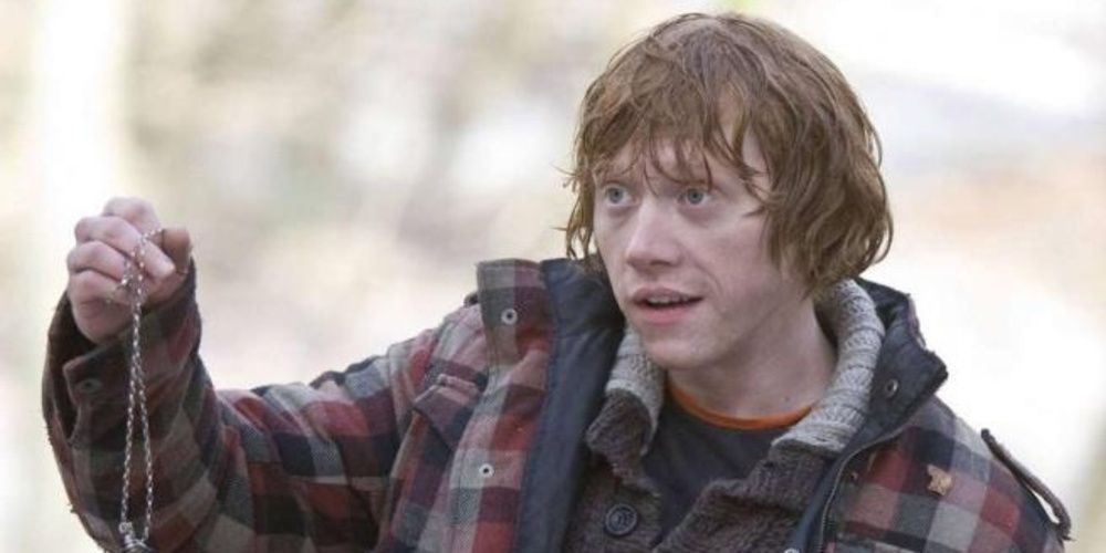 Ron holds up the locket in Harry Potter and the Deathly Hallows