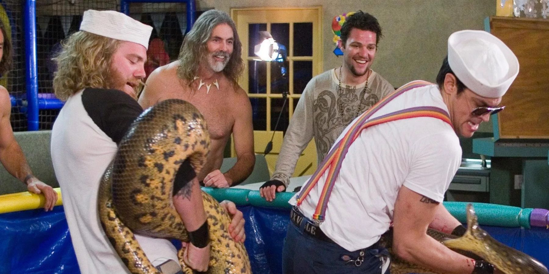 Ryan Dunn And Johnny Knoxville hold snakes in Jackass Number Two