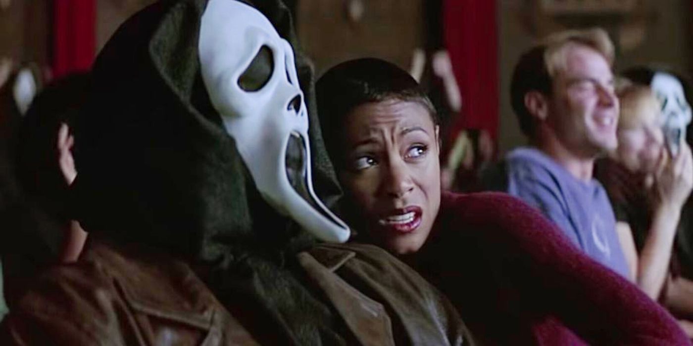 Maureen seeks protection from Ghostface